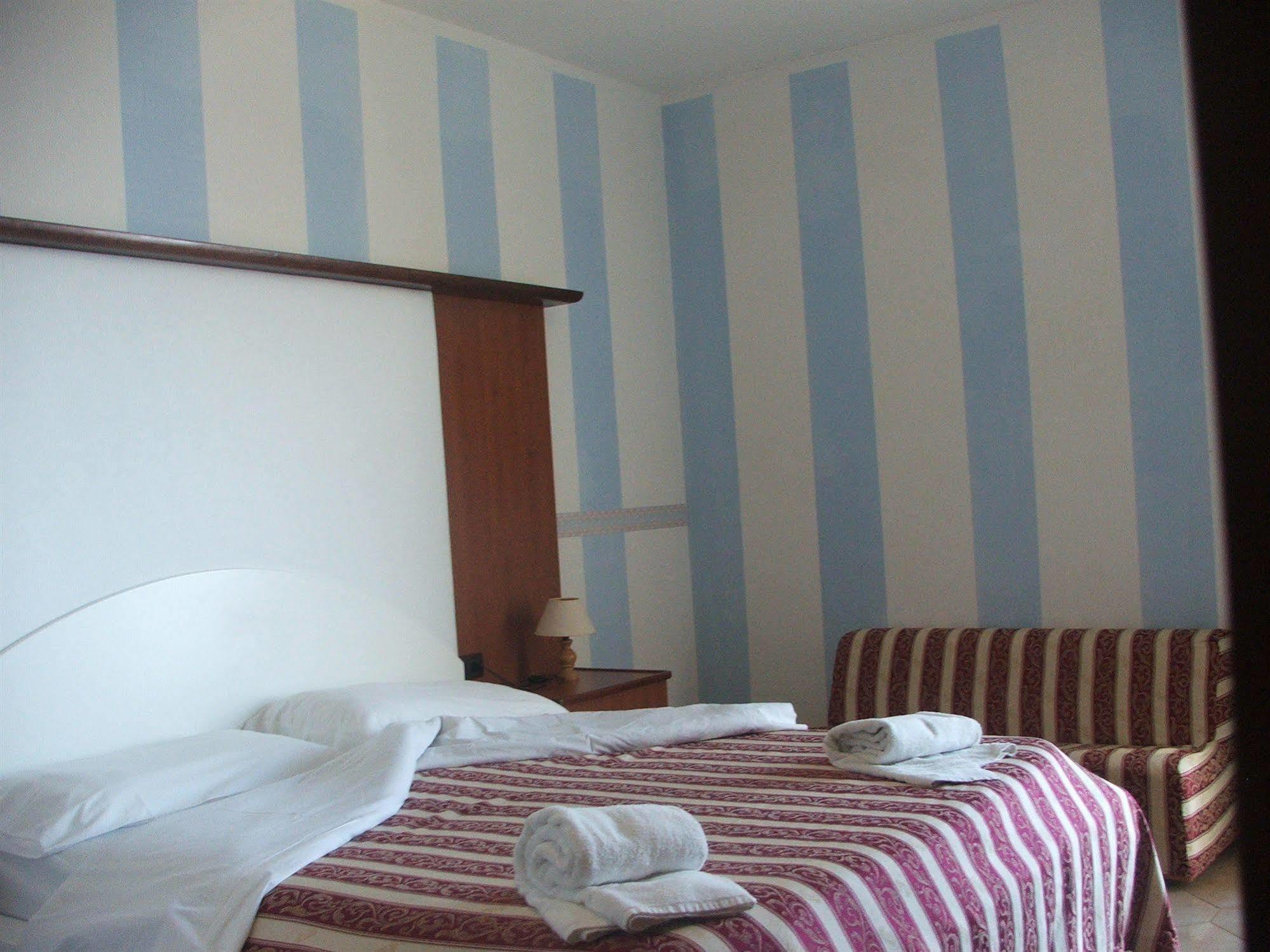 Hotel Vittorio Portopalo Di Capo Passero Luaran gambar